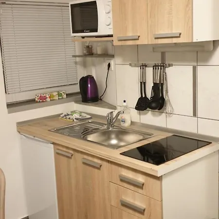 アパート 4 Seasons ラドヴリツァ